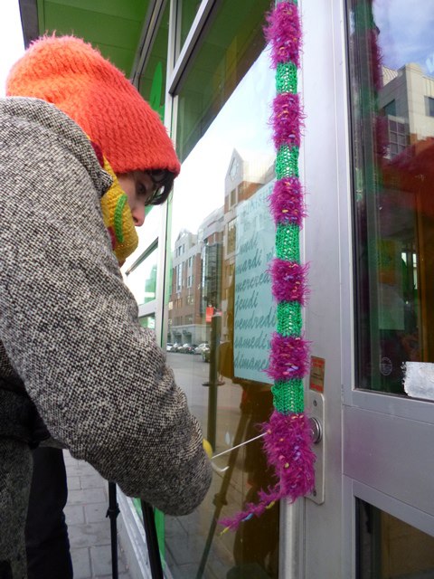 270192_232735066857650_1930367377_n