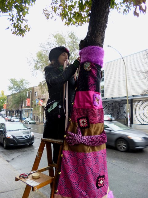 389390_217676121696878_1964908136_n