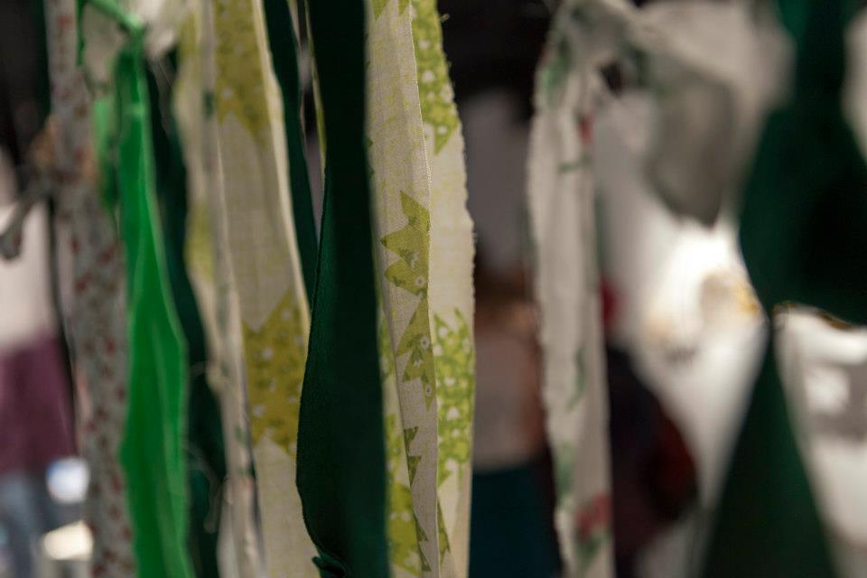 399885_302835619847594_1388586808_n